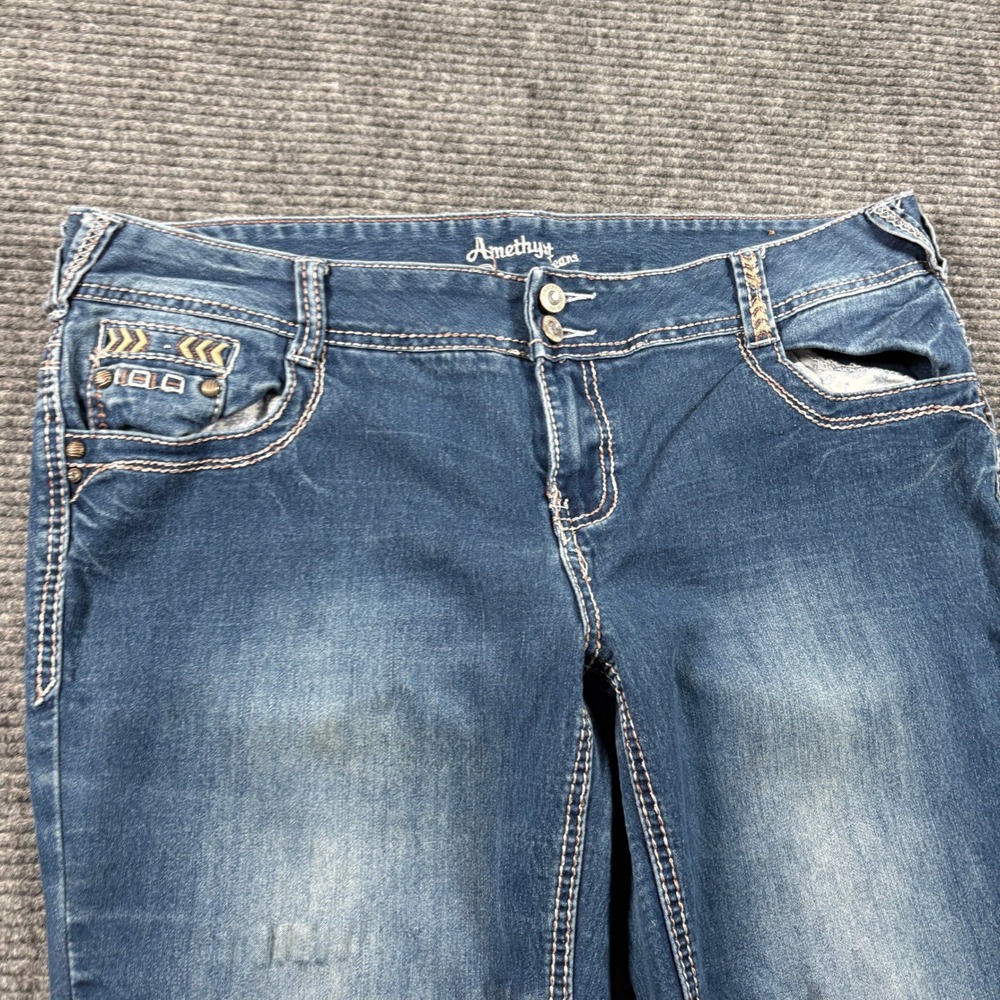 Amethyst Jeans Womens 16 Medium Wash Bootcut Embroidered Pockets Blue Denim - Picture 2 of 8